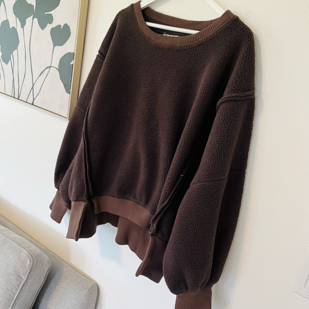 FREE PEOPLE COZY CAMDEN CREW (L) - Picture 6 of 7